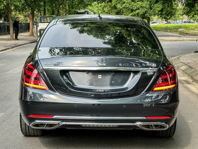 Xe siêu sang Mercedes-Maybach S450 bán ‘lỗ’ tiền tỷ sau 5 năm lăn bánh 359982