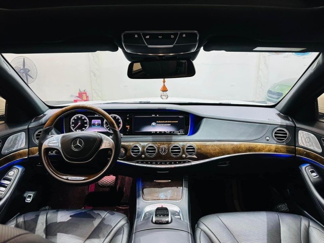 Lăn bánh 6 năm, Mercedes-Benz S400 độ Maybach bán ‘lỗ’ gần 3 tỷ đồng 365064