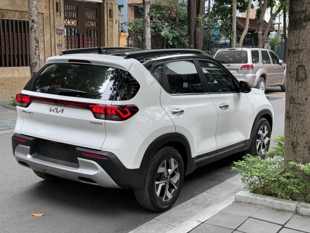 Lăn bánh 1 năm, Kia Sonet chạy ‘lướt’ xuống giá ngỡ ngàng 369722