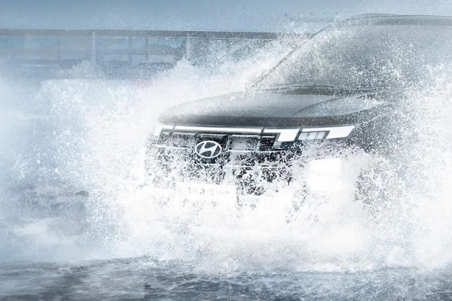 Hyundai Creta 2024 'rục rịch' ra mắt, hé lộ hình ảnh cho thấy những nâng cấp từ trong ra ngoài 383416