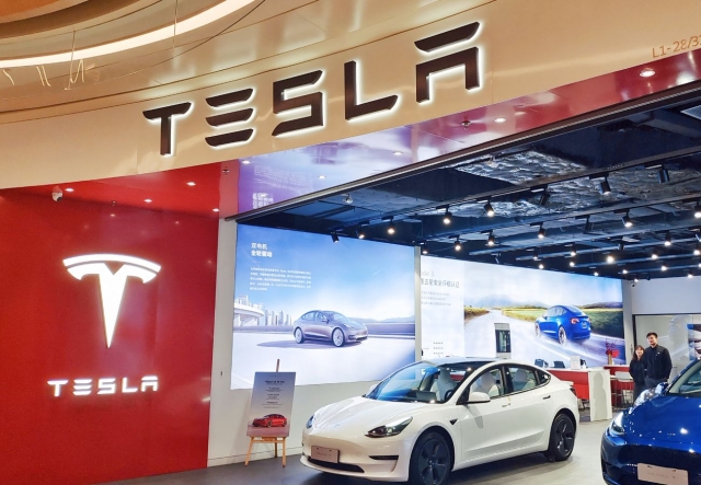 tesla