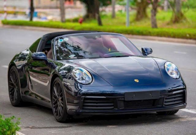 Xe mui trần Porsche 911 Targa chạy ‘siêu lướt’ 6.000 km rớt giá hơn 3 tỷ đồng 386473