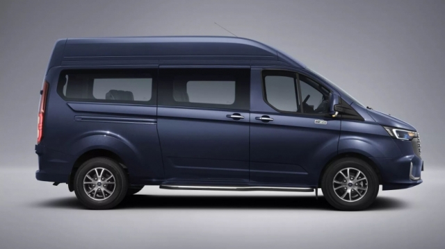 Xe dịch vụ ‘quốc dân’ Ford Transit 2024 cập bến Việt Nam, mở bán trong năm nay? 399773