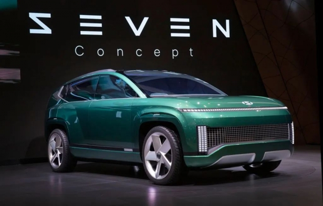 Hyundai-IONIQ-7-electric-SUV (1)_result