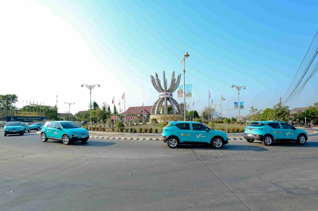 Xanh SM tiếp tục mở rộng dịch vụ taxi điện tại Lào 414360