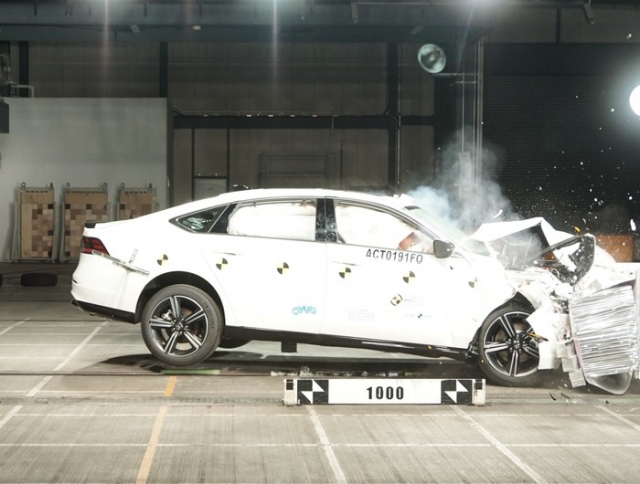 uji-tabrak-honda-accord-hybrid