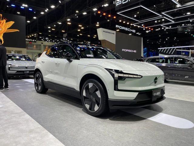 Volvo giới thiệu SUV cỡ nhỏ EX30 tại Thái Lan, dự kiến cập bến Việt Nam cuối 2024? 431348
