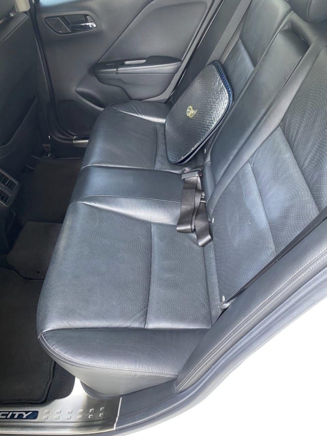 Honda City cũ lăn bánh 6 năm giúp người dùng ‘bỏ túi’ gần 300 triệu đồng 431575