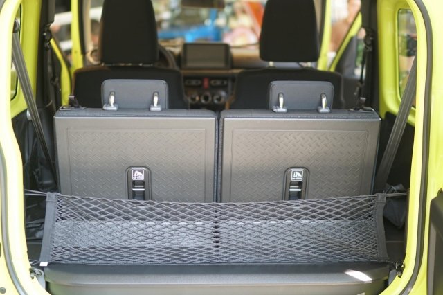 Mục sở thị ‘xe chơi’ Suzuki Jimny tại đại lý Việt Nam, giá chưa tới 800 triệu đồng 440443