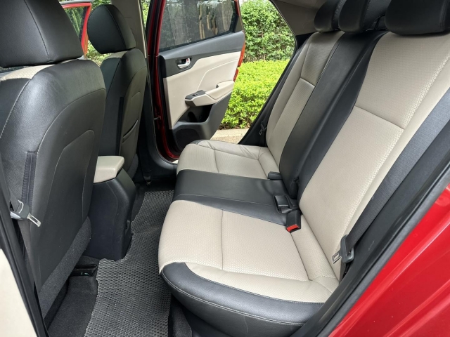 Hyundai Accent lăn bánh 5 năm tại Việt Nam lên sàn xe cũ với giá bao nhiêu? 447219