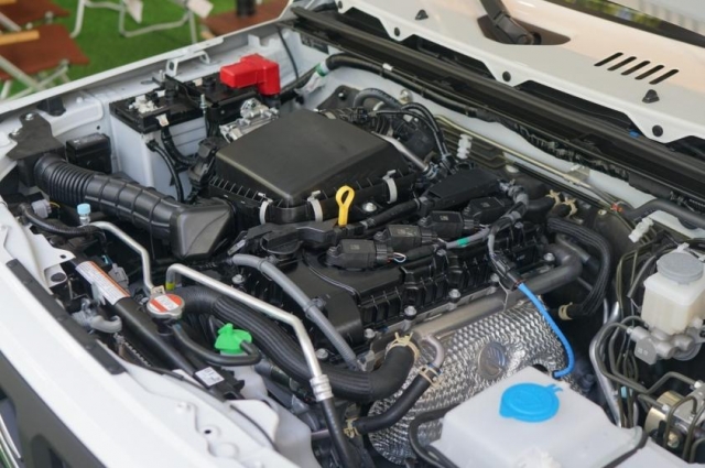 Sốc: Khách hàng Indonesia muốn mua Suzuki Jimny phải chờ tới 1,5 năm mới có xe 450239