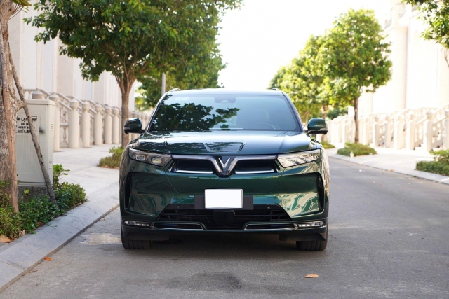 VinFast VF 9 mới chạy hơn 6.000 km đã rao bán với giá ngỡ ngàng 451541