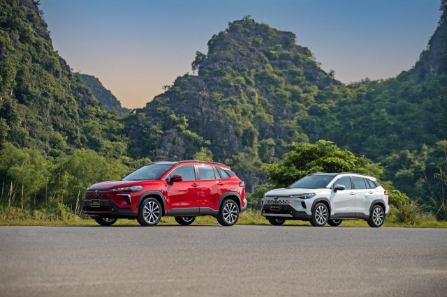 Người dùng Việt Nam nói gì về Toyota Corolla Cross 2024 vừa ra mắt? 457245