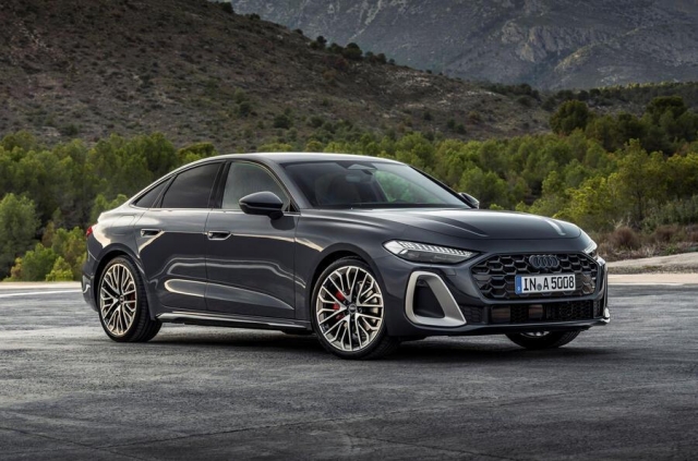 audi-a5-front-quarter-static_0