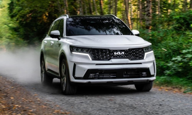 2022-kia-sorento-phev-34-1000x600-9570