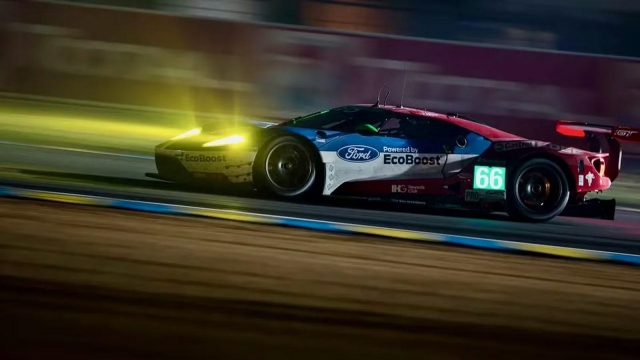 Ford cân nhắc sản xuất siêu xe, đặt mục tiêu vượt mặt Ferrari 509875
