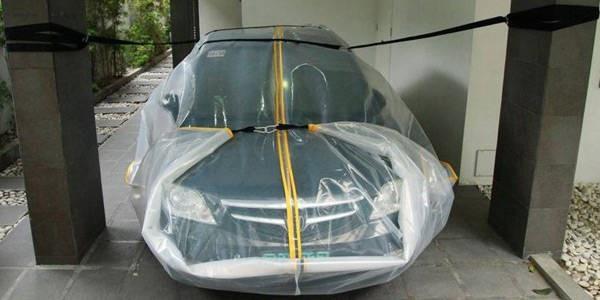 Những phương pháp độc lạ để bảo vệ xế cưng mùa mưa bão 524002