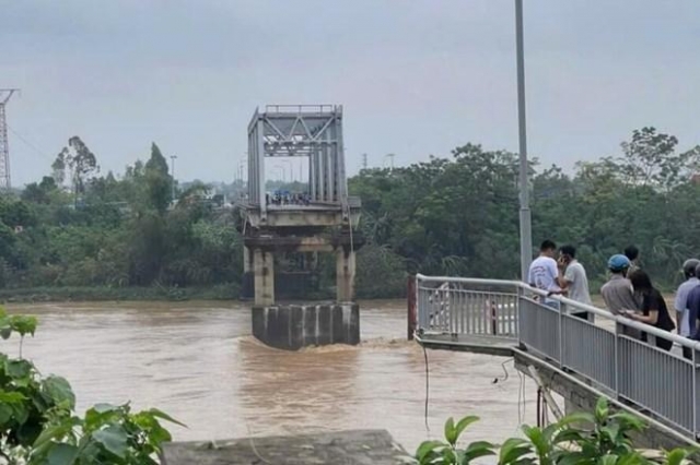 Trước khi bị sập, cầu Phong Châu từng được kiến nghị sửa chữa hoặc thay thế 525061