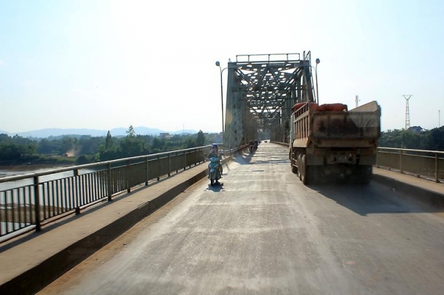 Trước khi bị sập, cầu Phong Châu từng được kiến nghị sửa chữa hoặc thay thế 525062