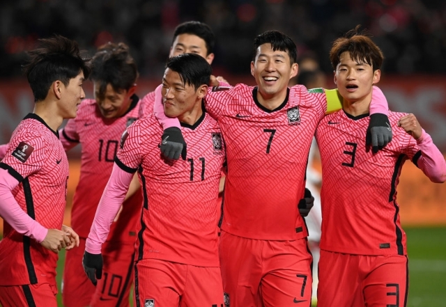Trực tiếp Hàn Quốc 1-0 UAE: Sao Ngoại hạng Anh mở điểm 87260