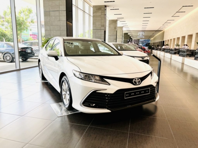 Ngoai-that-Camry-2.0G-4-1024x767