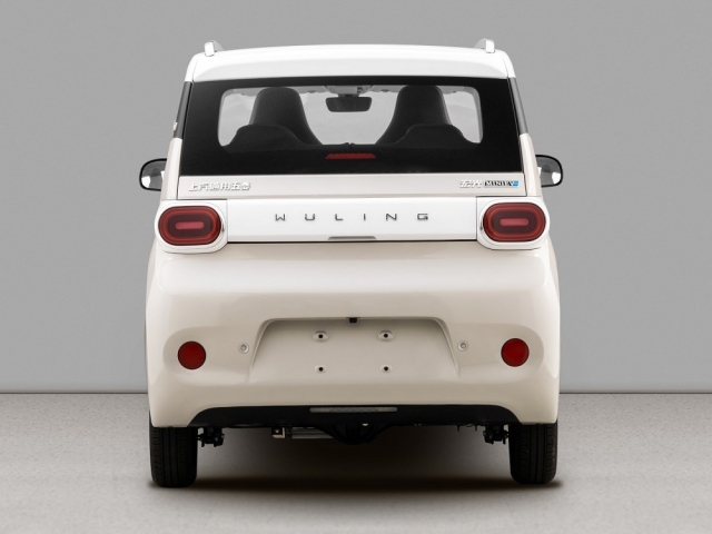 wuling-hongguang-mini-ev-2024-4