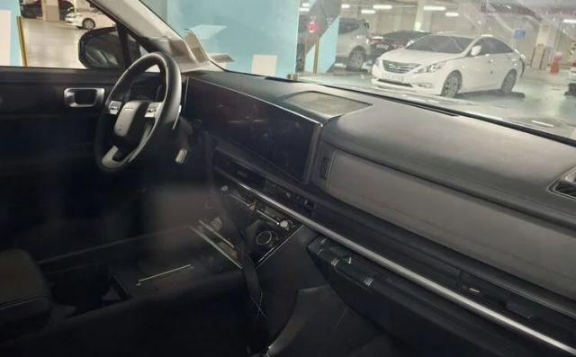 noi-that-hyundai-santafe-2024-lo