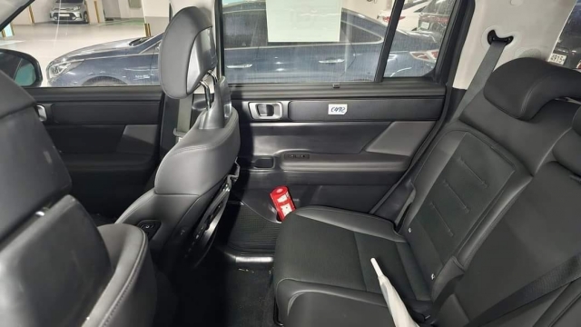 noi-that-hyundai-santafe-2024-lo (4)