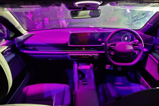 Hyundai-IONIQ-6_Dashboard_Steeri