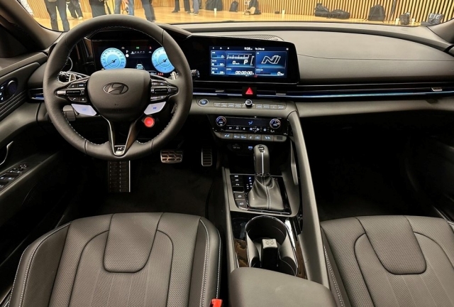 Hyundai Elantra N ra mắt bản mới, sẵn sàng so kè Honda Civic Type R 308234