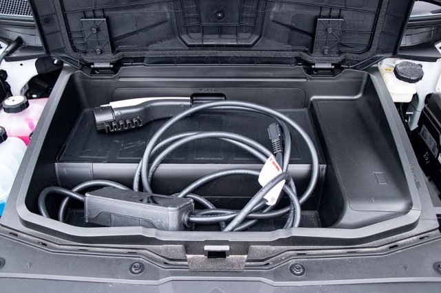 Tập đoàn Hyundai bị kiện vì quảng cáo khả năng sạc sai sự thật 308453