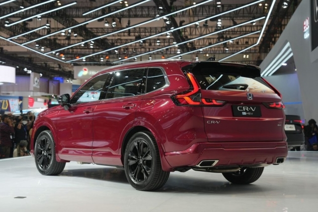 Bị chê giá cao, Honda CR-V 2023 vẫn
