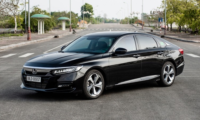 Điểm mặt 5 mẫu sedan giảm giá