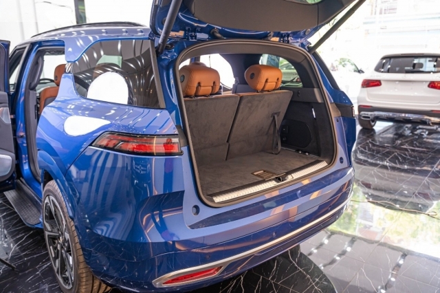 VinFast VF9