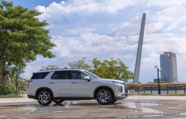 Hyundai Palisade chính thức trình làng thị trường Việt: Giá từ 1,469 tỷ đồng, cạnh tranh với Ford Explorer 327315