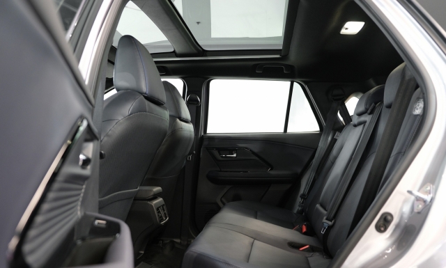 Toyota Yaris Cross 2023 ra mắt