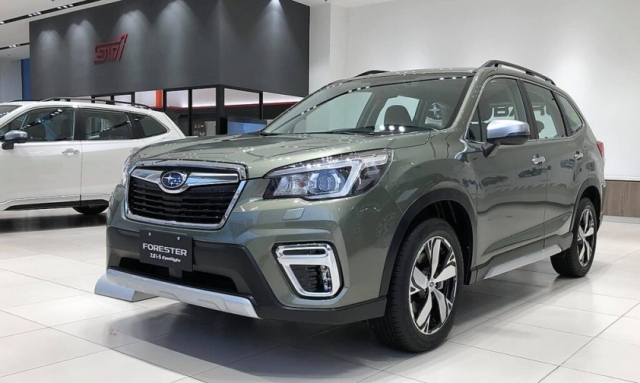 Loạt ô tô gầm cao ưu đãi khủng, có dòng giảm gần 300 triệu đồng 339314