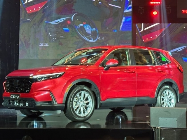 Xả hàng tồn, Honda CR-V tiếp tục được giảm giá khủng tới 200 triệu đồng 349652