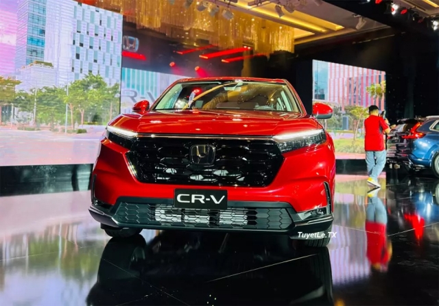 Xả hàng tồn, Honda CR-V tiếp tục được giảm giá khủng tới 200 triệu đồng 349653