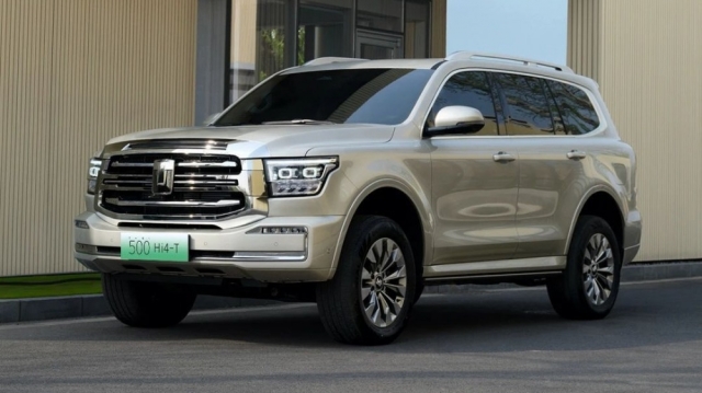 Tank 500 Hi4-T 2023 - Đối thủ của Toyota Land Cruiser