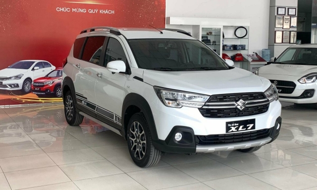 MPV 7 chỗ