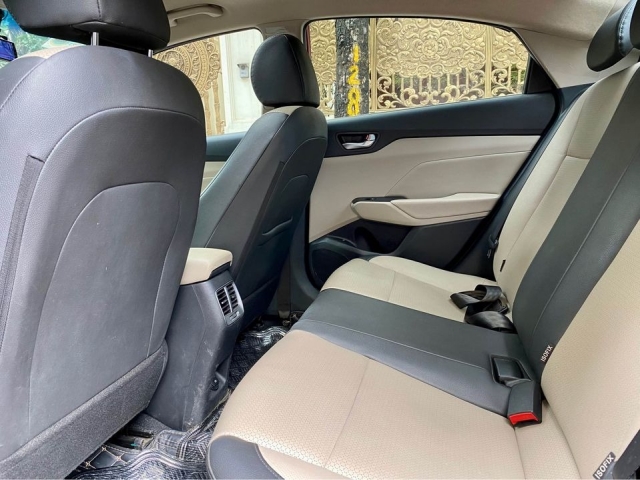 Bất ngờ giá chào bán của Hyundai Accent chạy lướt sau 2 năm lăn bánh 355155