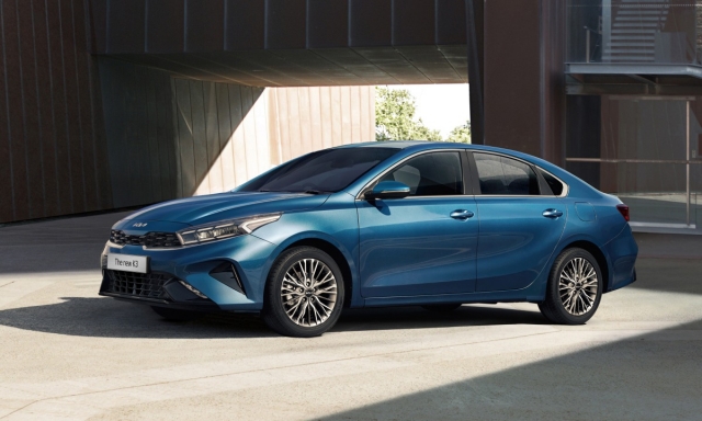 Doanh số Mazda 3 tăng nhẹ, tiếp tục dẫn đầu phân khúc sedan cỡ C 356272
