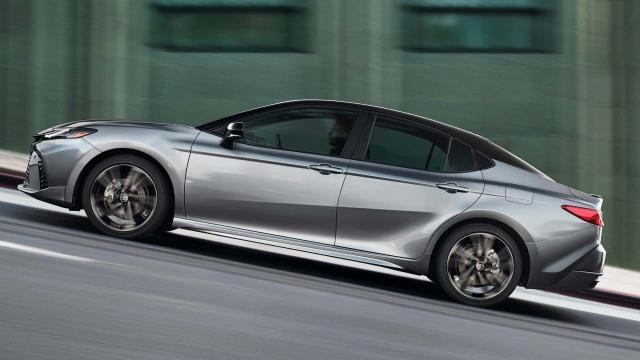 2025-toyota-camry (6)