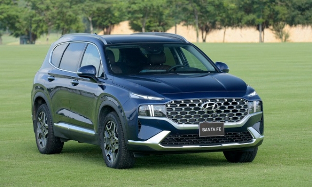 Hyundai Santa Fe vượt mặt Ford Everest, trở lại ngôi vương SUV 7 chỗ 356654