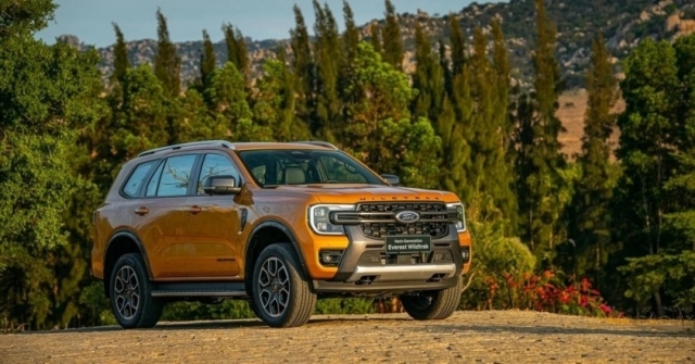 Hyundai Santa Fe vượt mặt Ford Everest, trở lại ngôi vương SUV 7 chỗ 356657