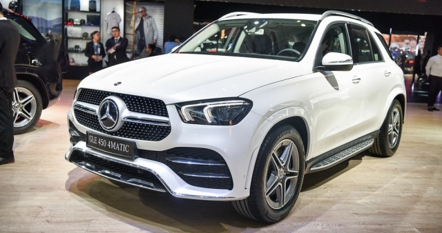 Mercedes-Benz Việt Nam tăng giá xe thêm cả trăm triệu đồng từ 2024 359245
