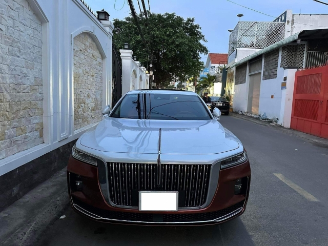Chỉ sau 1 năm lăn bánh, sedan được ví như