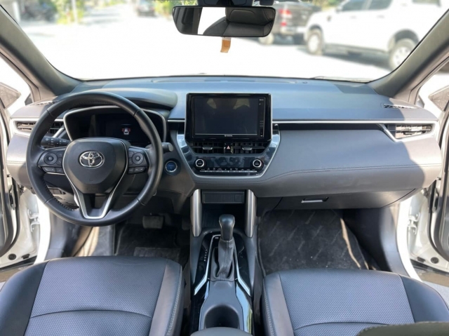 Bất ngờ giá chào bán của Toyota Corolla Cross Hybrid