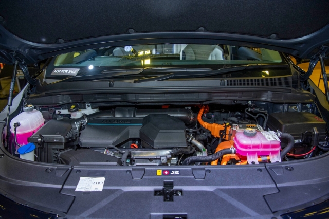 Chiêm ngưỡng ảnh thực tế của Kia Carnival Hybrid 2024, chờ ngày về Việt Nam 388503